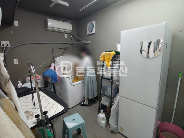 부산 부산진구 부전동 서면역 인근 대로변! 1층 판매점, 테이크 아웃 등 추천 월세 매물번호 10252 사진 3