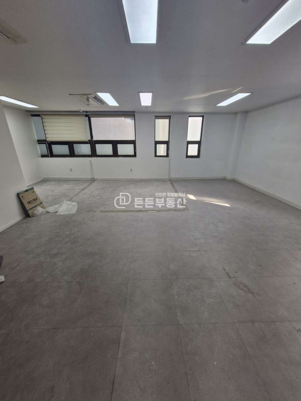 부산 부산진구 전포동 서면 반듯한 깔끔 사무실 임대 월세 매물번호 10644 사진 4