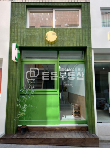 부산 부산진구 전포동 전포동 복층 뷰티샵 매물! 월세 매물번호 10390 사진 3