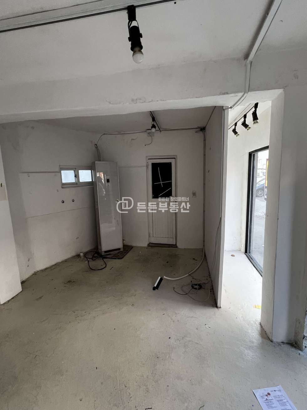 부산 부산진구 전포동 전포놀이터 시장 인근 1층 판매점 추천 무권리 월세 매물번호 10443 사진 2
