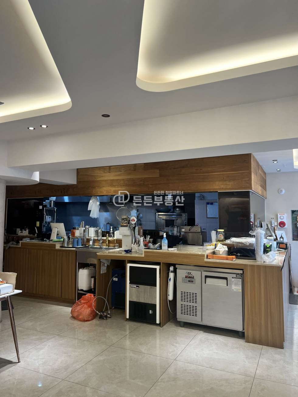 부산 부산진구 양정동 양정 대로변 가시성 좋아 광고효과 뛰어난 곳 월세 매물번호 11875 사진 2